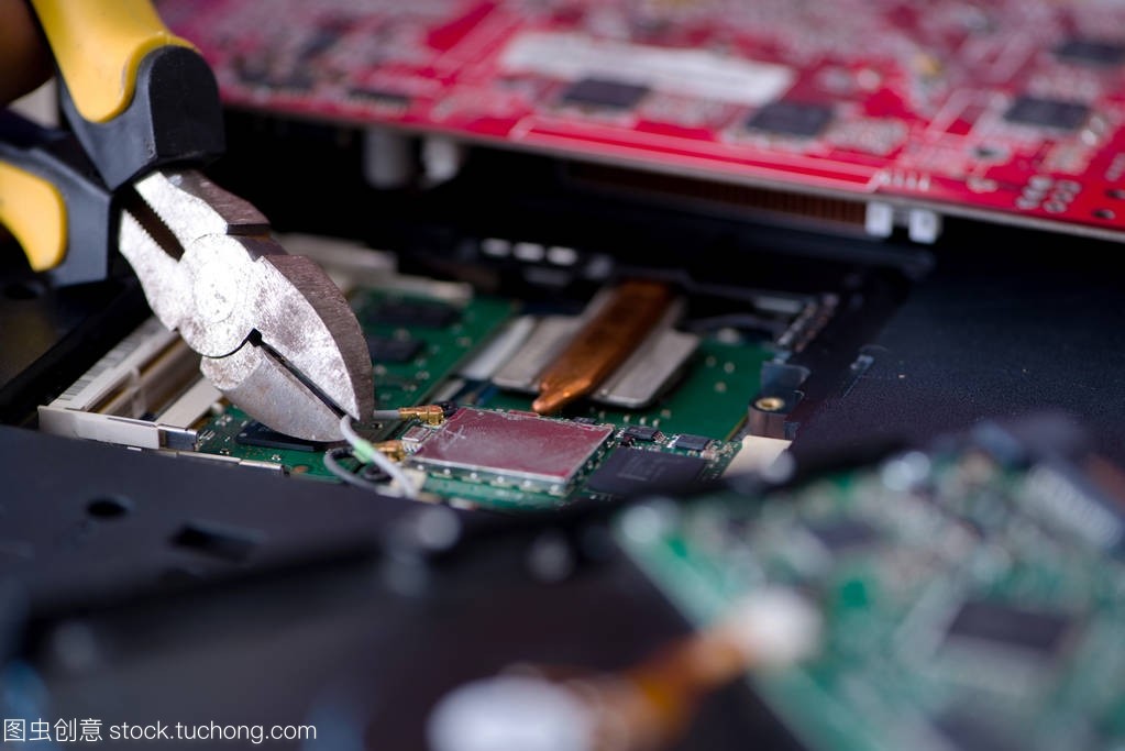 修理工從事技術支持固定電腦筆記本 tr