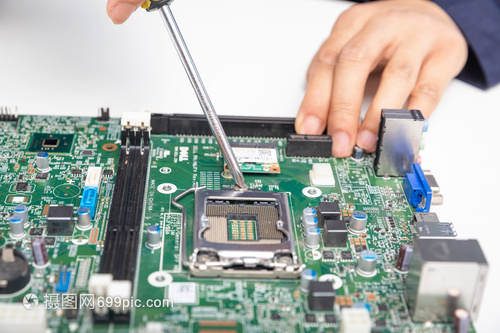 維修電腦主板 核心問題與解決指南